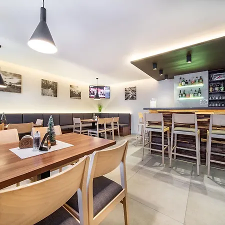 Laguna & Restaurant Hotel Primda
