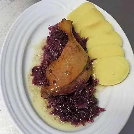Laguna & Restaurant