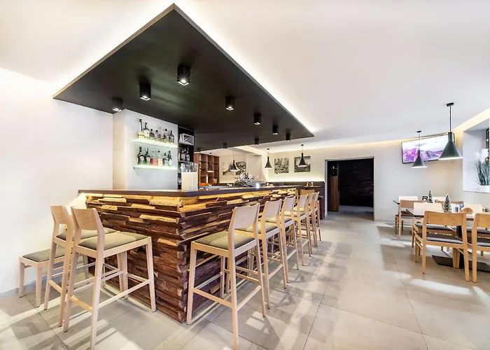 Laguna & Restaurant *
